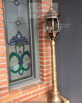 Lampu hias jalan klasik