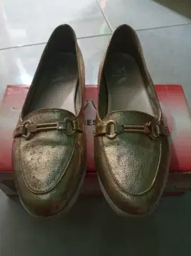 Sepatu cewe uk 39