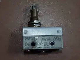 Limit Switch Omron D4MC-5020-N made in China 10A 250VAC-12 (A-843)
