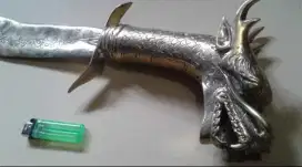 Pedang Naga Kuningan