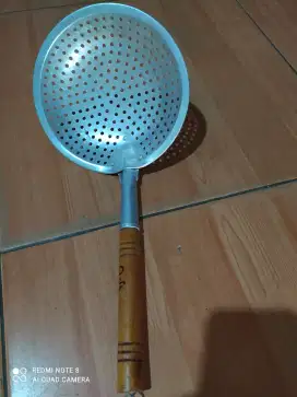 Saringan minyak bulat