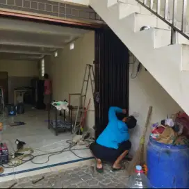 pintu Rolling door murah 15