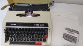 Mesin Ketik manual BROTHER