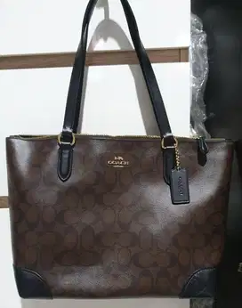 PRELOVED Coach Signature Zip Top