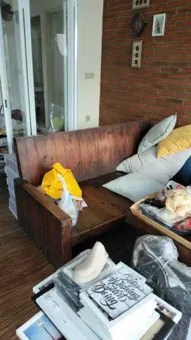 Dijual meja kursi tamu bahan kayu