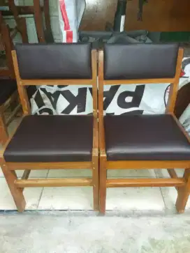 Kursi makan full jati klasik +jok baru empuk,nyaman
