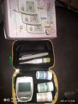 Alat untuk mengetahui asam urat,gula darah,(nego)