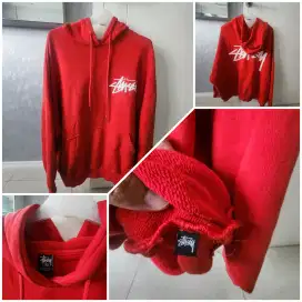 243.  Hoodie Susi Merah