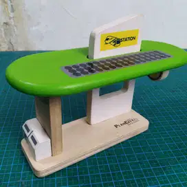 PlanToys PlanCity Bus / Train Station