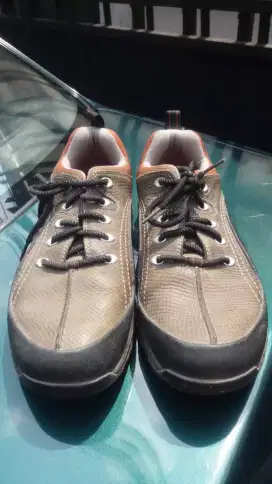 Jual Sepasang Sepatu Pria Rockport Original Import Bagus