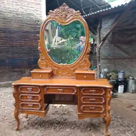 Meja rias, meja kamar tidur, meja ukir