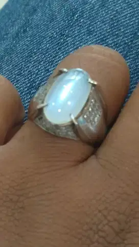 Cat eye Moonstone Biduri Bulan Srilanka 4.50 ct