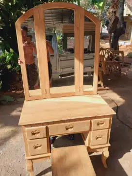 Meja rias kayu jati bayar di tempat