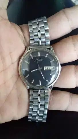 Mido otomatis 1147 (black dial)