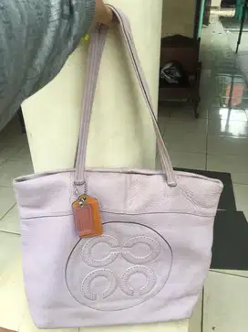 Dijual Tas COACH original 100% , model baru
