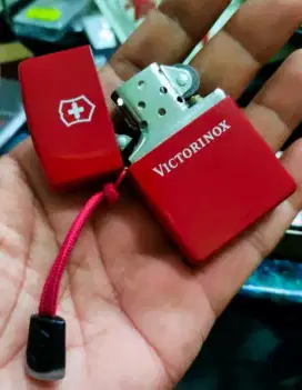 Zippo x Victorinox Swiss Army Special Edition