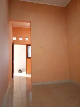 Dikontrakan rumah petak 2 ruang, kamar mandi dalam