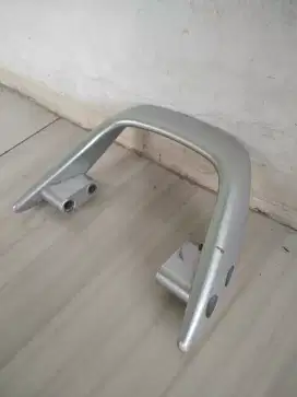 Behel mega pro pertama