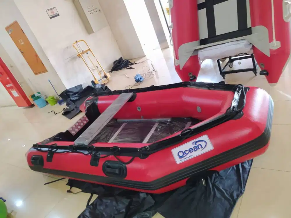 Perahu Karet Rescue Banjir Mancing Material PVC OCEAN 310 Kap 4-5 Org