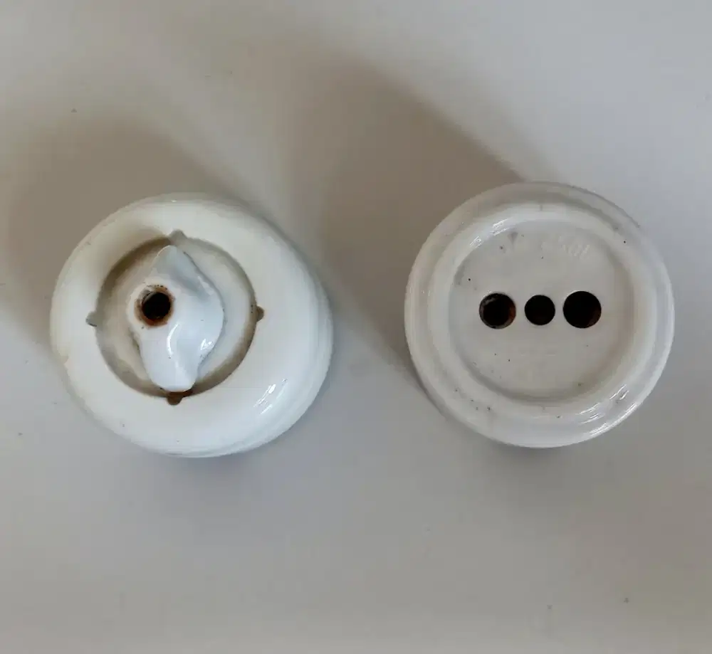 Stop Kontak dan Switch On/Off Jadul