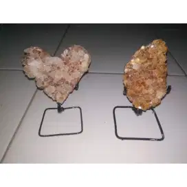 Batu Quartz untuk hiasan meja dapat 2 biji