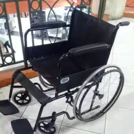 Kursi roda Gea 875 standart black