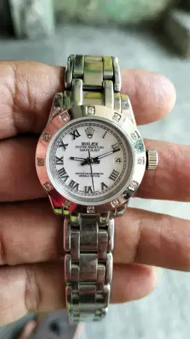 ROLEX  Oyster Perpetual Datejust automatic for ladies