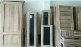 Daun pintu dan kusen bagus