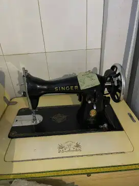 Mesin jahit singer black second like new