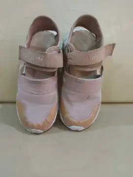 Preloved sandal anak adidas doom