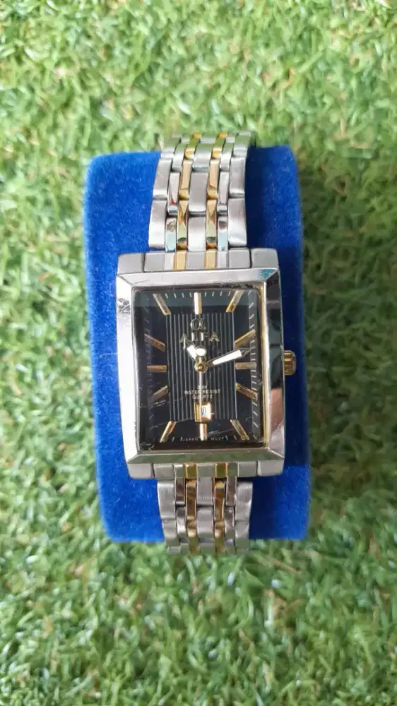 Jam tangan wanita