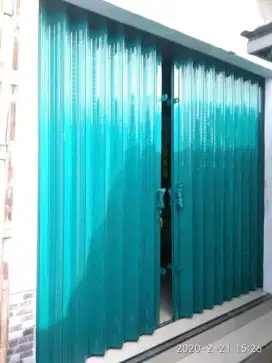 Roling door folding gate