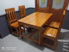Meja kursi makan warung cafe