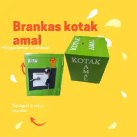 Brankas kotak amal