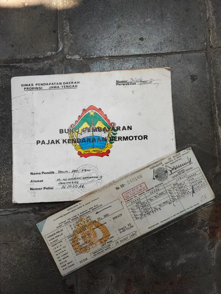 Buku Bukti Pembayaran Padjak dll Sedan Dodge Lancer 1961