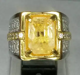 YELLOW SAPPHIRE CEYLON 6,51 CTS