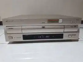 Pioneer DVL-919 Multi-Disc DVD-LD-VCD-CD PLAYER made in Japan