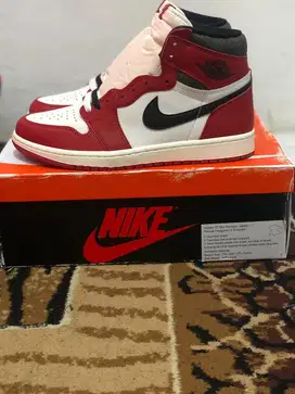 Air Jordan 1 Retro High OG Chicago Lost and Found