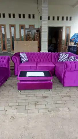 Kursi Sofa bestii