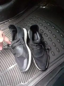 Sepatu kulit rubber everbest