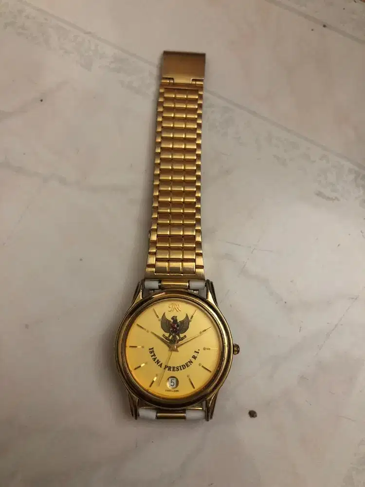 jam tangan gold 18k