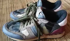 Sepatu Valentino Garavani