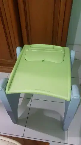Meja Tulis anak merk Baby Does