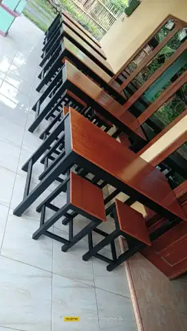 Meja kursi cafe kekinian