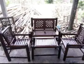kursi terjangkau harganya