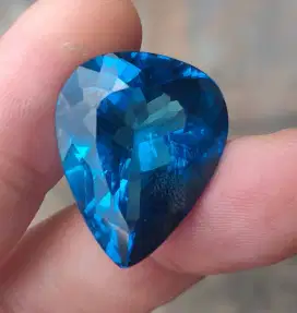 Dijual Natural London Blue Topaz big size