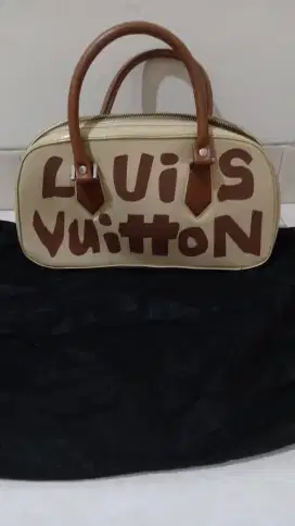 Tas Louis Vuitton