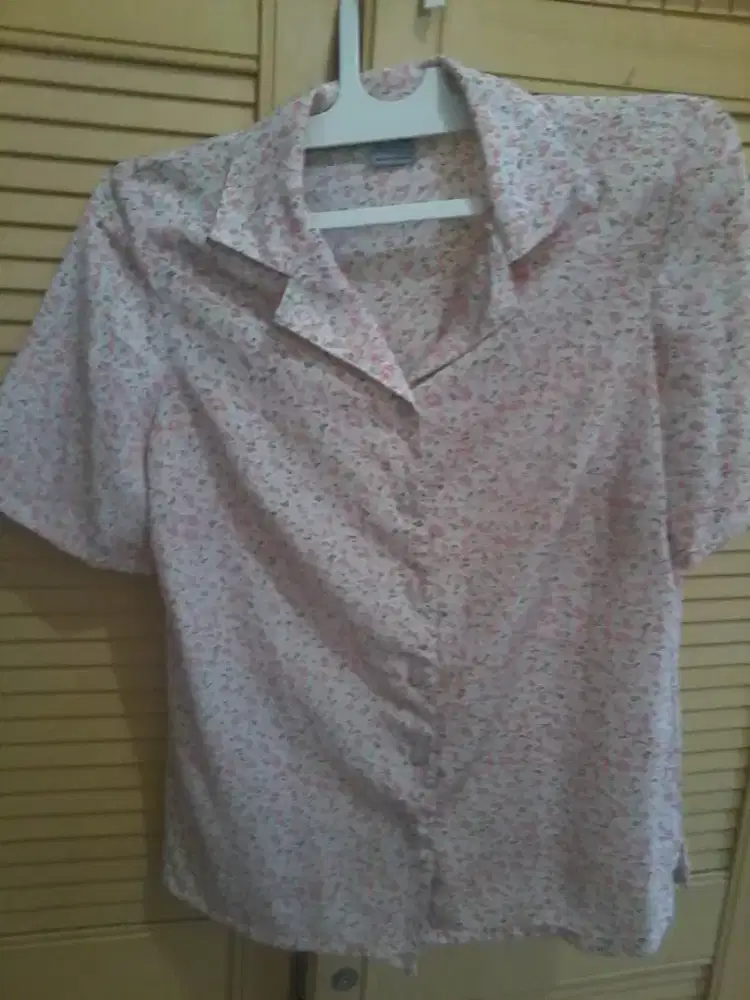 Baju wanita motif bunga