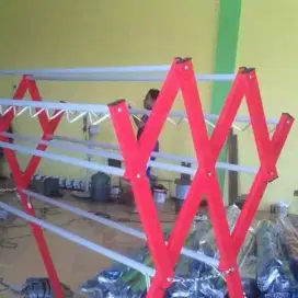 Jemuran alumunium