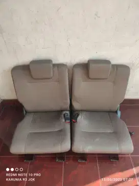 Jok belakang avanza